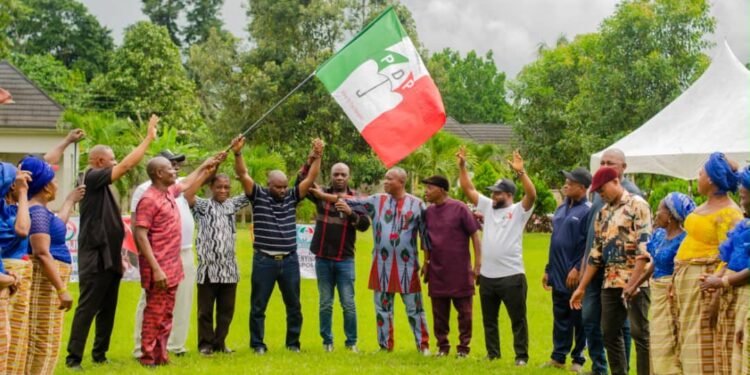 2027: Obingwa West Pledges Support for Appolos, Anosike