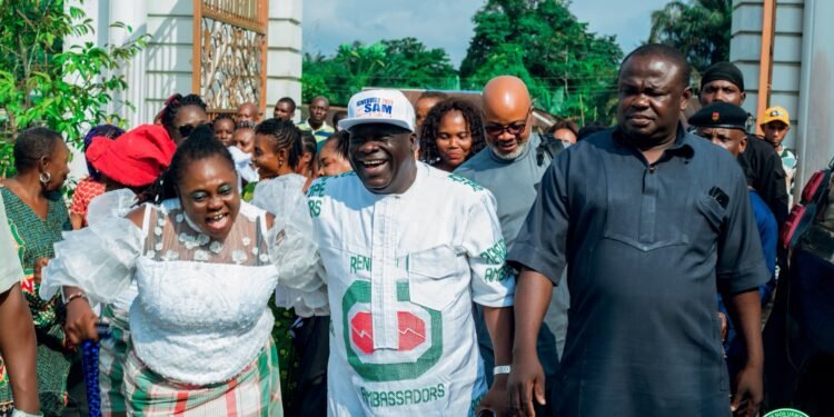 Nwogu Felicitates Agbara Kindred, Applauds Awardees for Outstanding Service